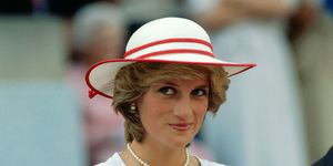 See Hailey Baldwins Princess Diana Inspired Vogue Photoshoot