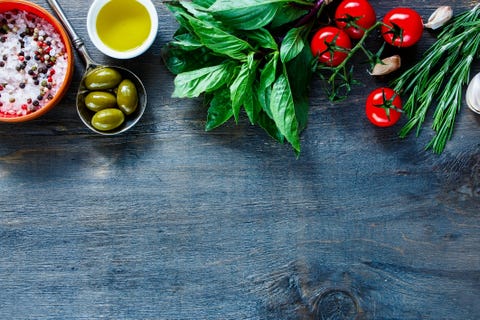 Italian food background dieta mediterránea, la más sana y la mejor para adelgazar