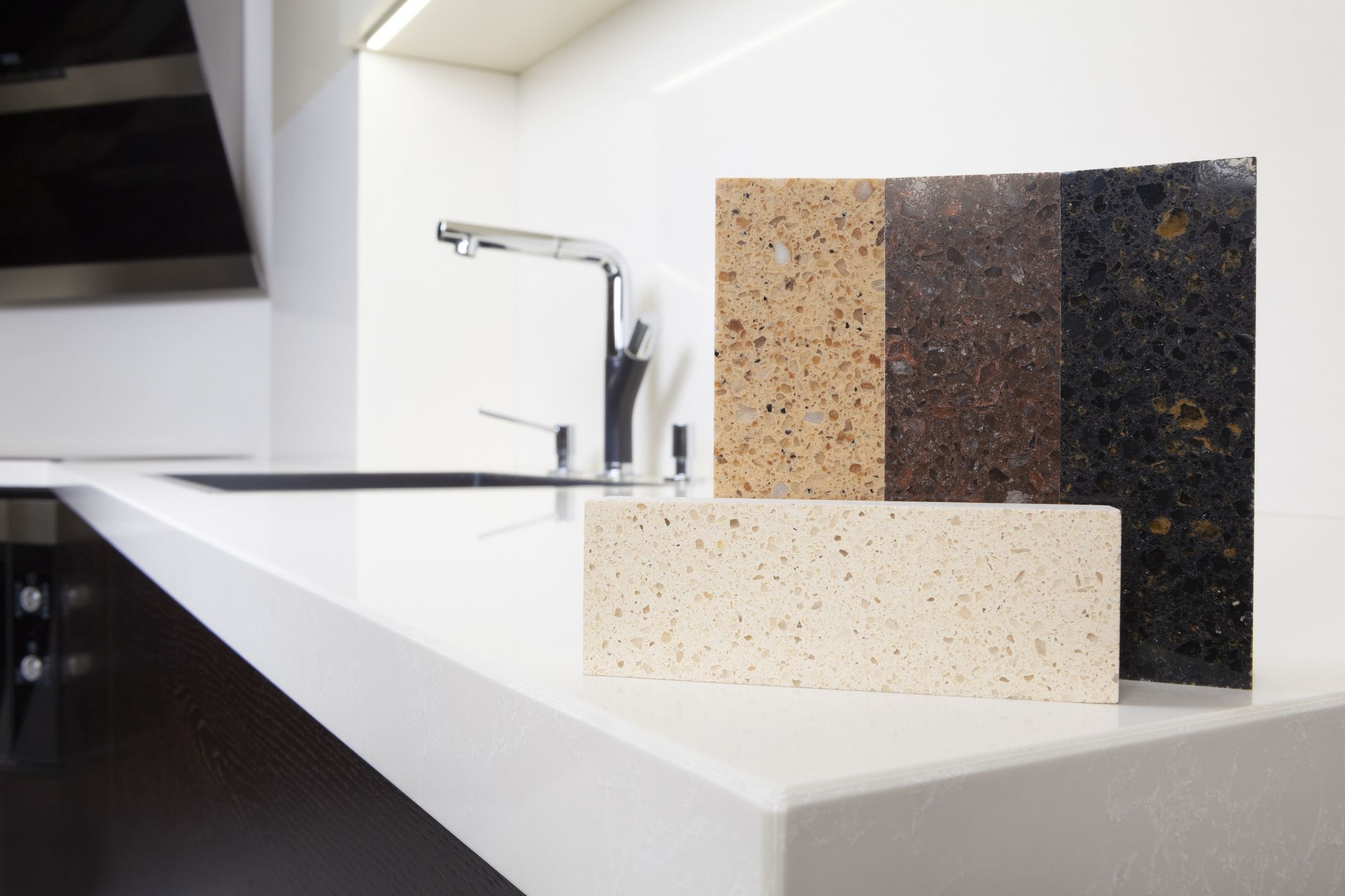 edge blending quartz countertops