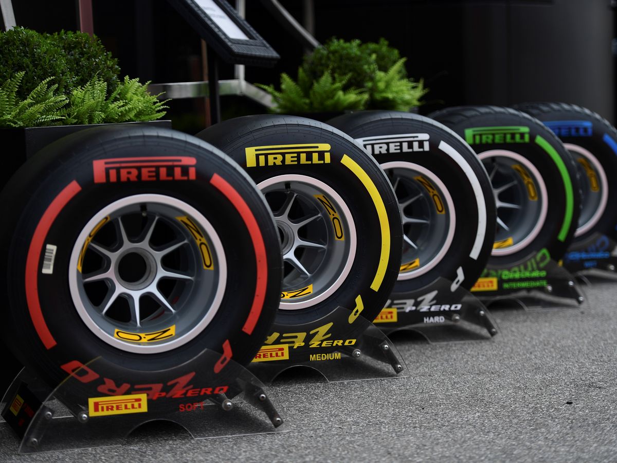 Электрические шины купить. F1 Pirelli Tyres 2022. Pirelli p Zero f1. Pirelli Formula 1. Pirelli Tires f1 2022.