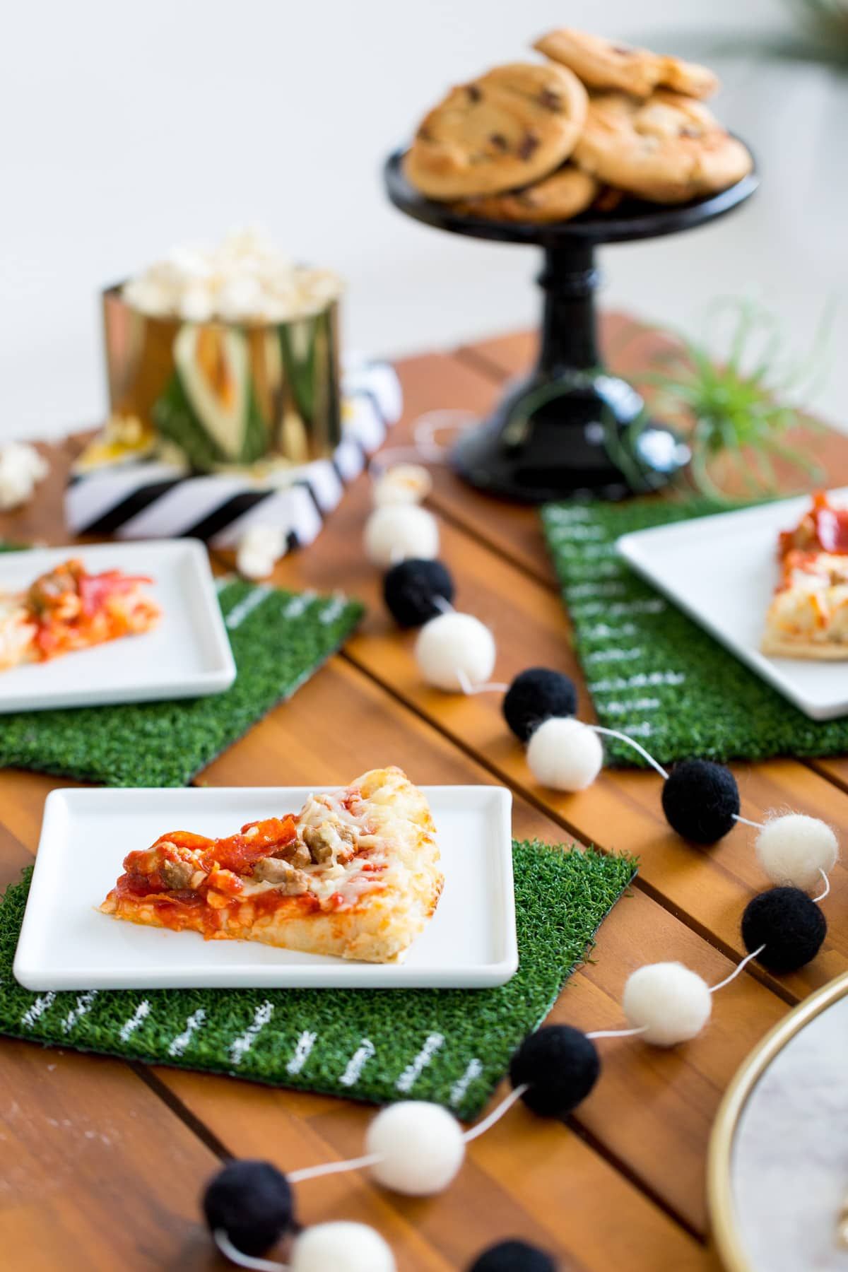 22 Fun Super Bowl 21 Party Ideas Best Football Themed Game Day Decorating Ideas