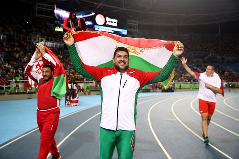 Dilshod Nazarov, de Tajikistán, dopado, oro olímpico en martillo