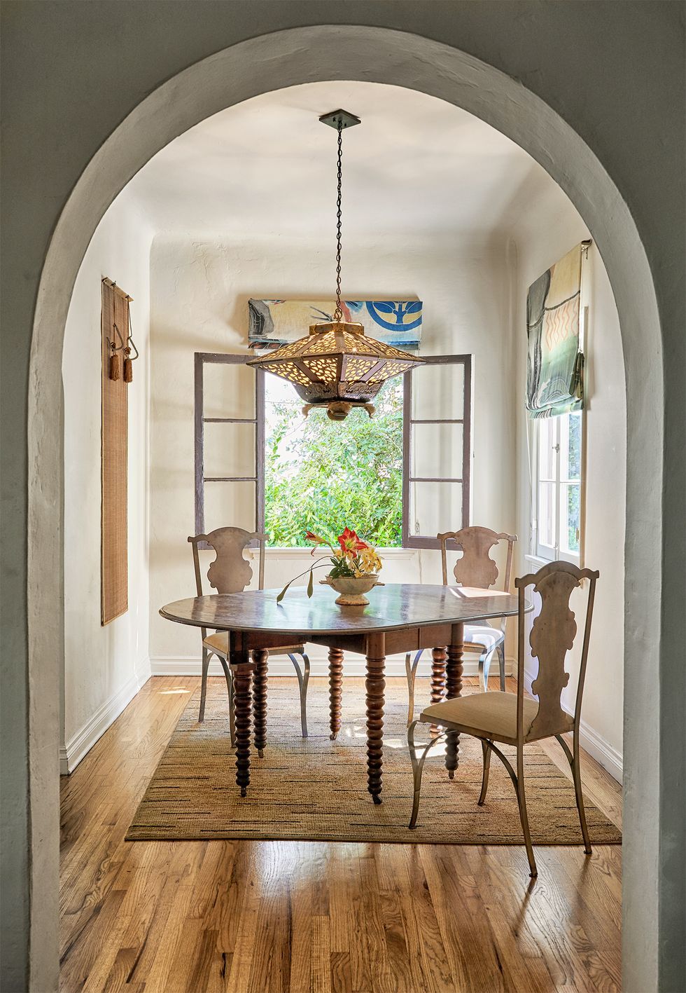 small dining room chandelier