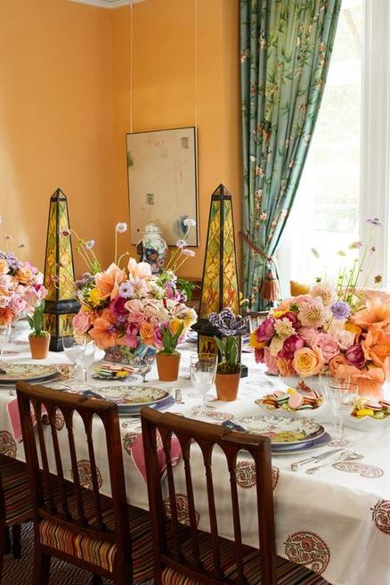 dining room table flower arrangements