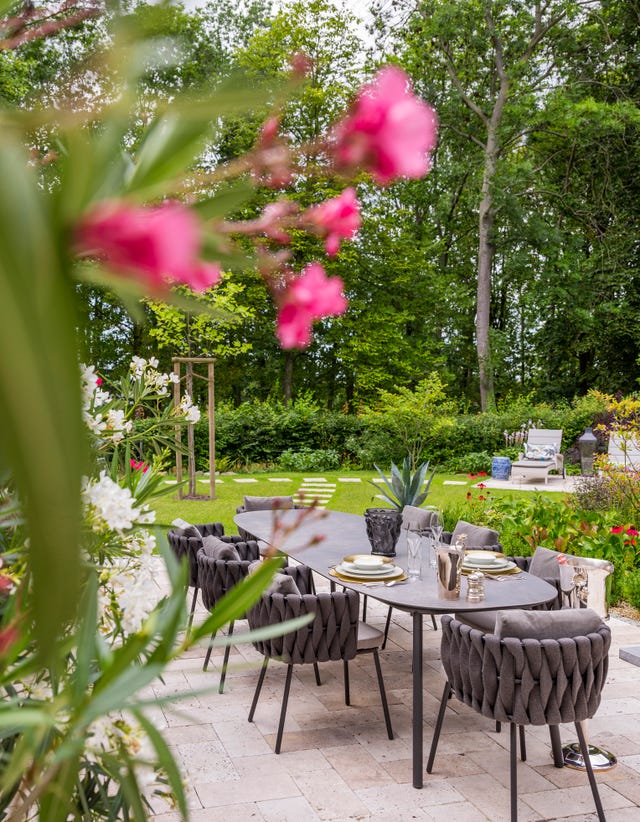 14 Garden Design Ideas To Make The Best Of Your Outdoor Space