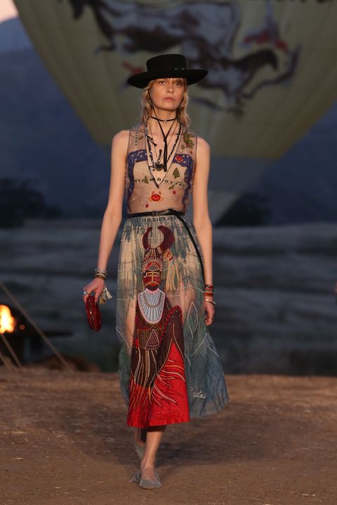 Dior S Maria Grazia Chiuri Explains Why We Re All Obsessed With Tarot Cards