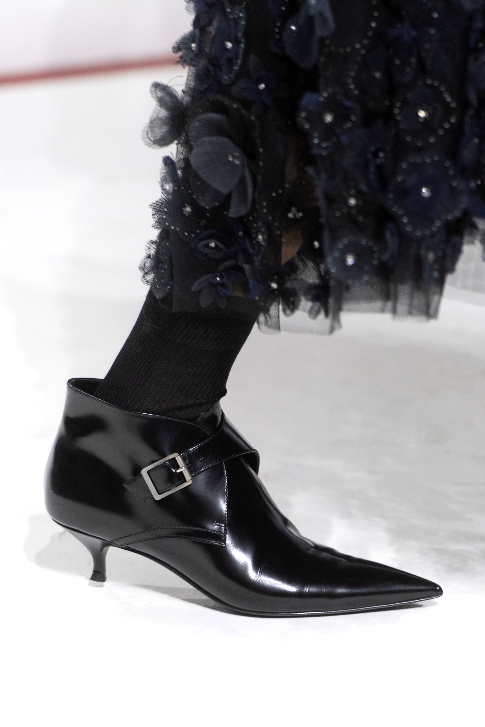aw19 shoe trends