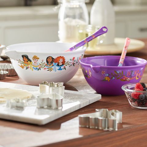 Bowl, Product, Porcelain, Purple, Tableware, Ceramic, Spoon, Food, Serveware, Cutlery, 