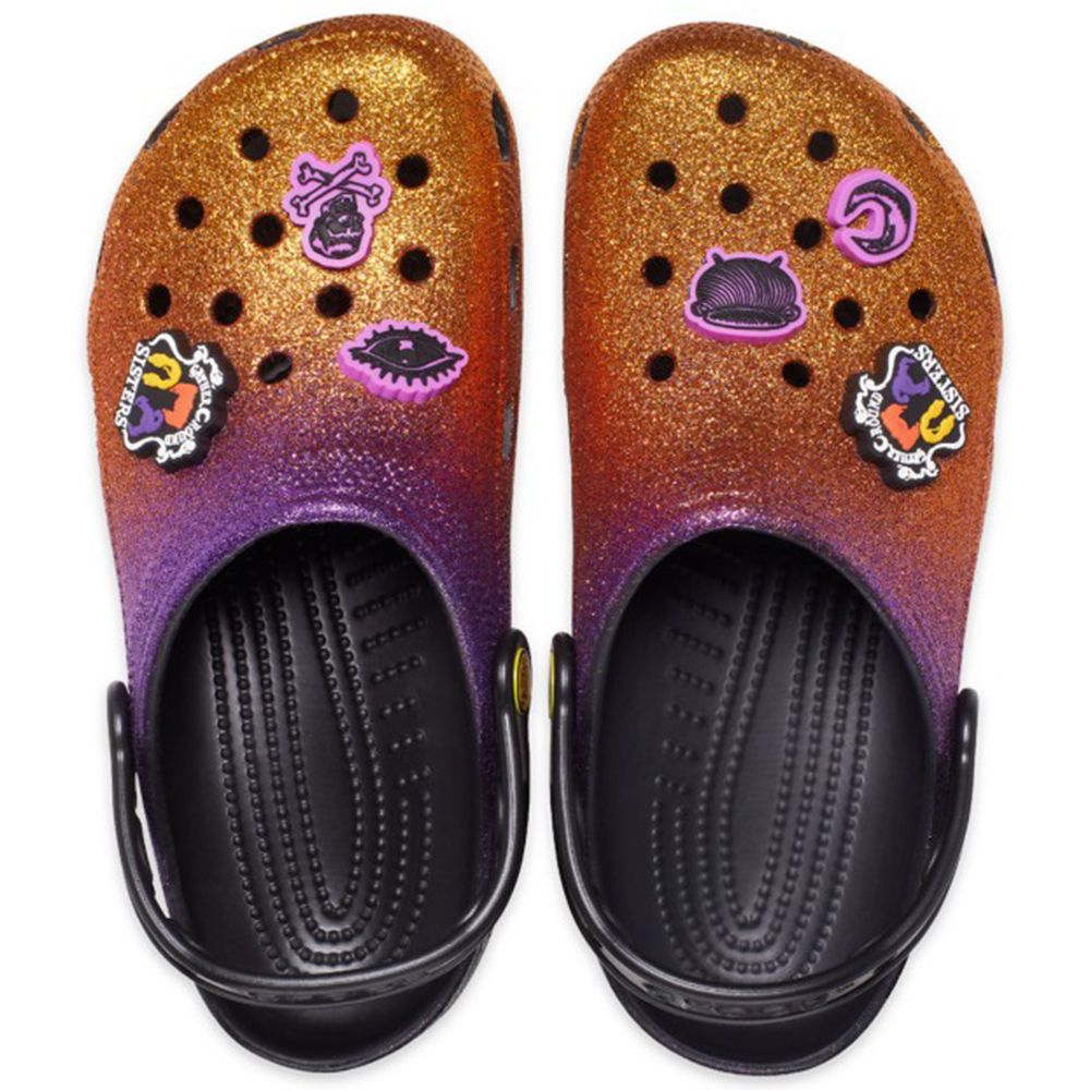 dragt dome propel You Can Get 'Hocus Pocus' Crocs That Are Complete With an Ombré Glitter  Design