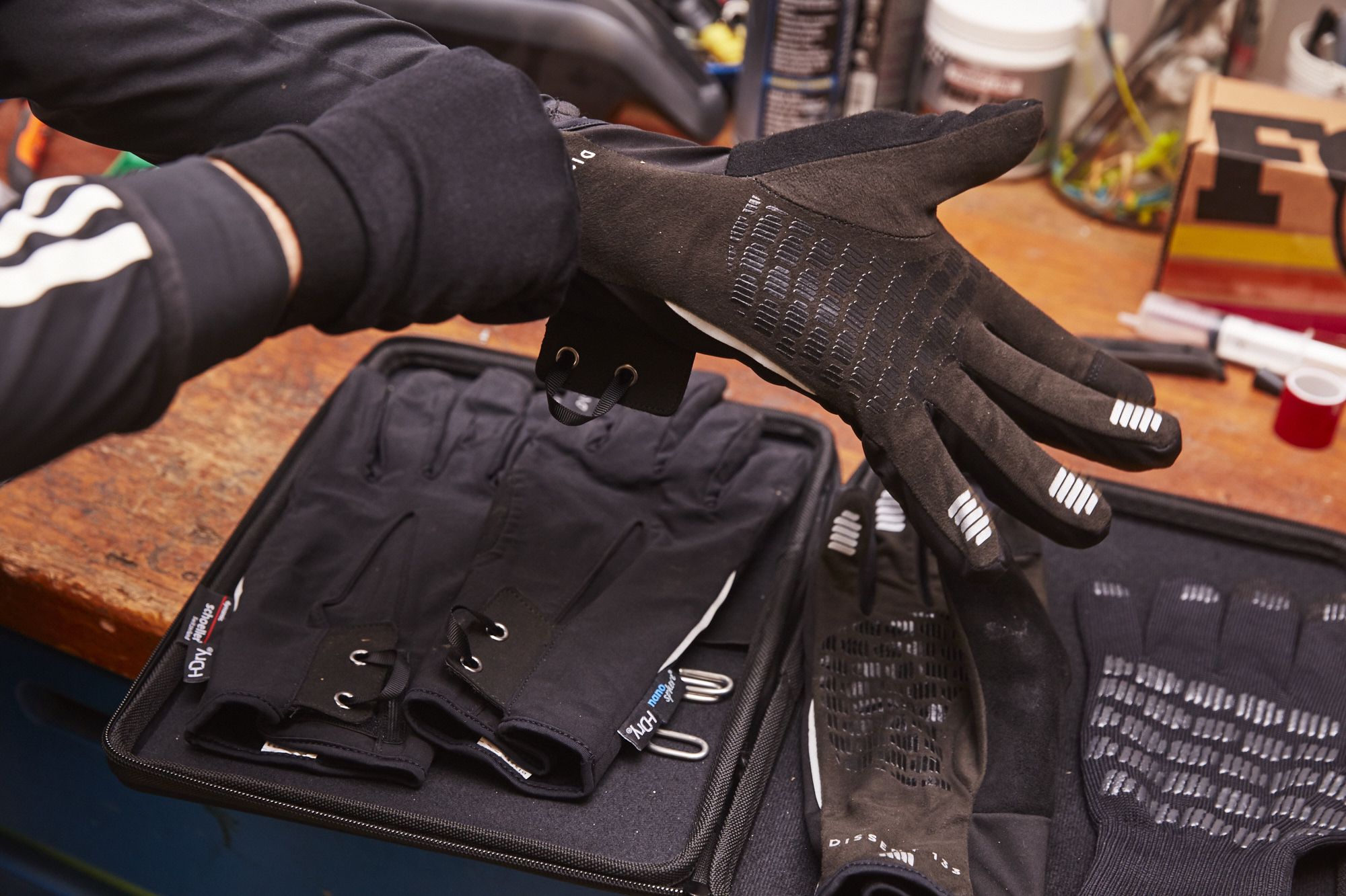 road cycling gloves review