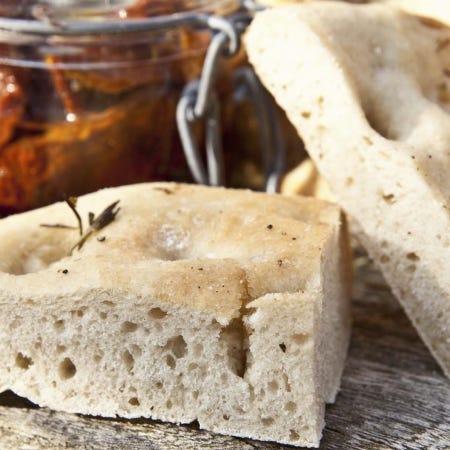 focaccia maken italiaans brood zacht