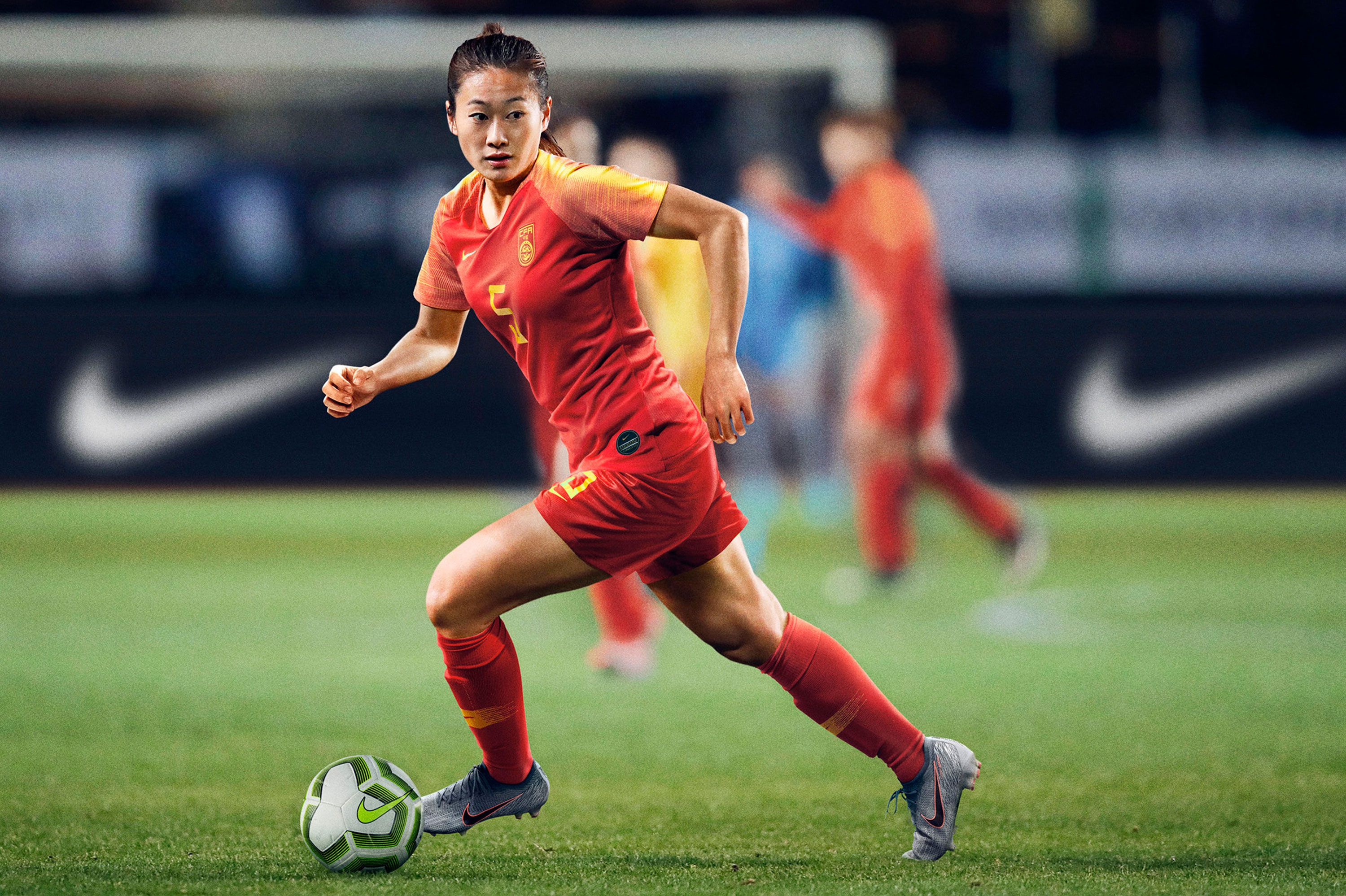 nike calcio femminile