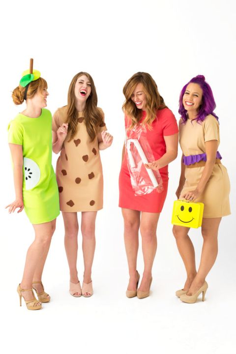 40 Best Friend Halloween Costumes 2021 - DIY Matching Costumes for Friends