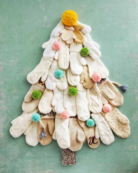 diy christmas decorations mitten tree