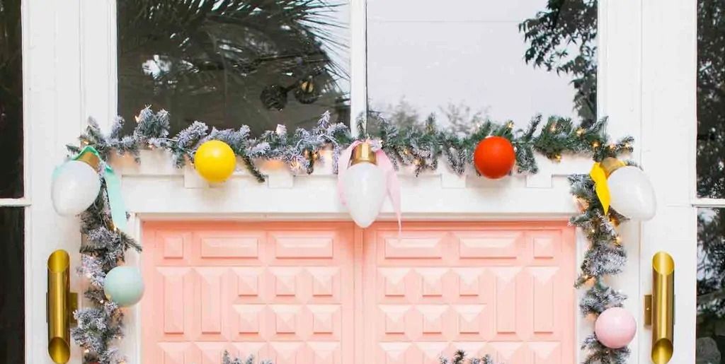 50 Diy Christmas Door Decorations Best Holiday Front Door Ideas