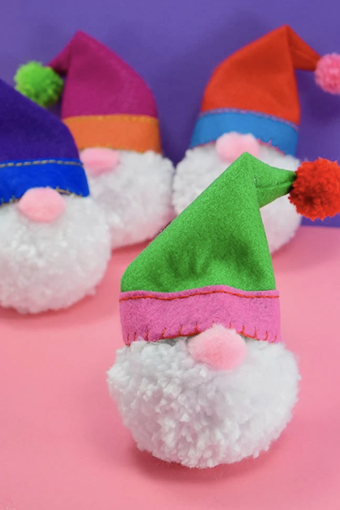 diy christmas ornaments, gnome ornaments made of pom poms