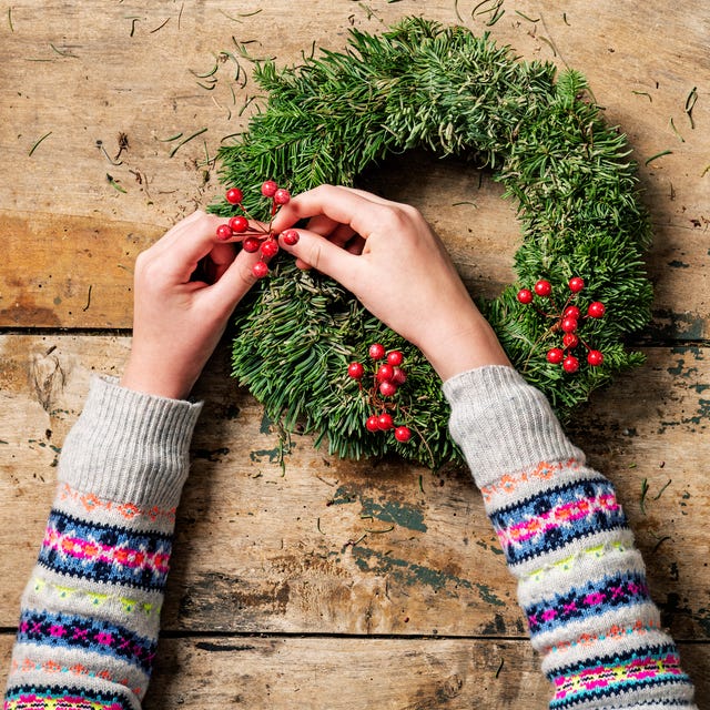 30 Diy Christmas Wreaths How To Make Holiday Wreaths 30 Diy Christmas Wreaths How To Make Holiday Wreaths