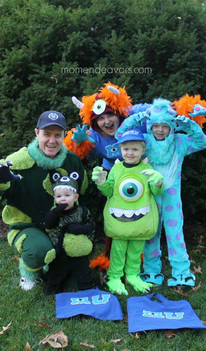 disney family costumes with baby