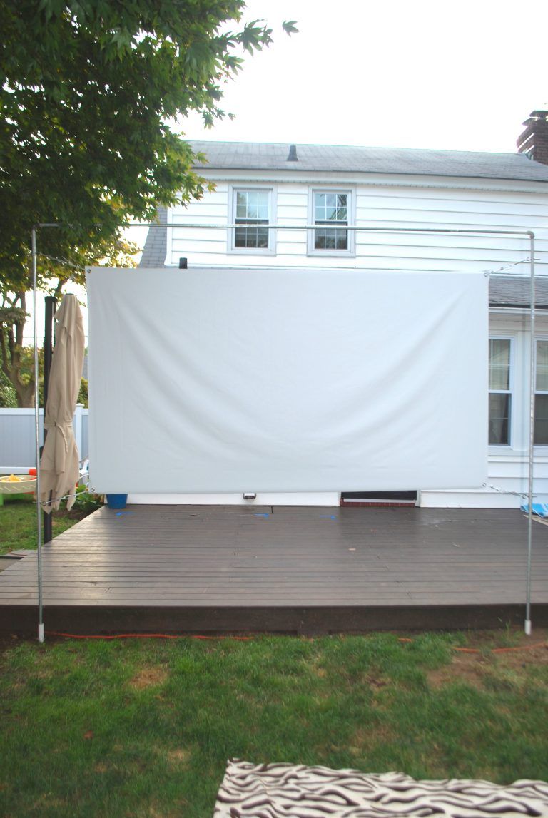 outdoor projector screen