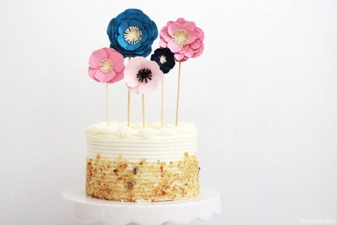 diy paper flowers cake topper