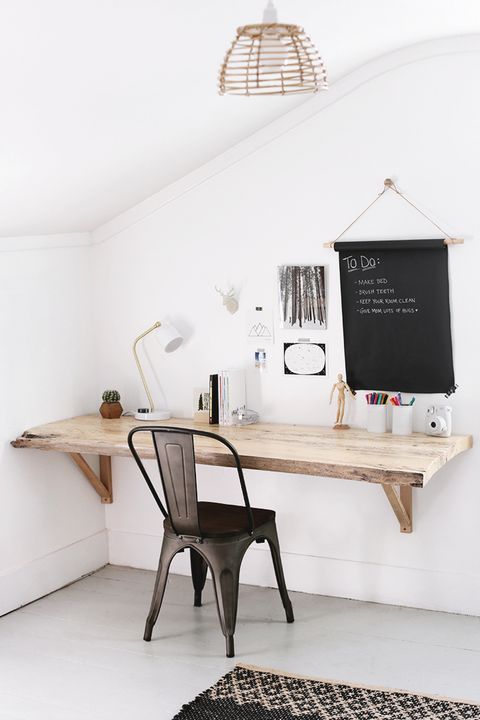 15 DIY Desk Plans for Your Home Office - How to Make an ...