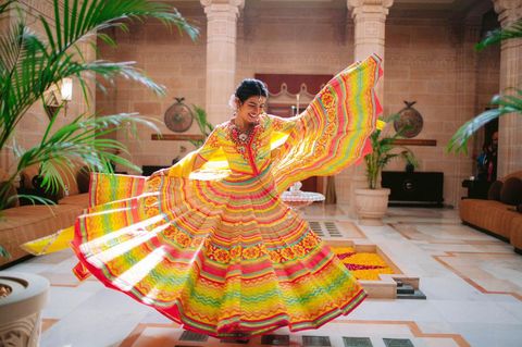 「寶萊塢裘莉」包下印度皇宮嫁給小10歲「美國偶像」尼克強納斯！三天兩夜的婚禮派對+歌舞表演超狂！