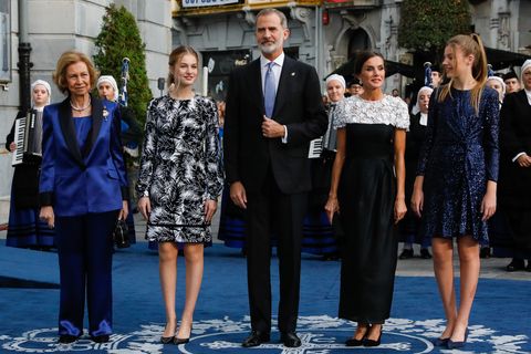 La regina Letizia Carolina Herrera premia la principessa delle Asturie