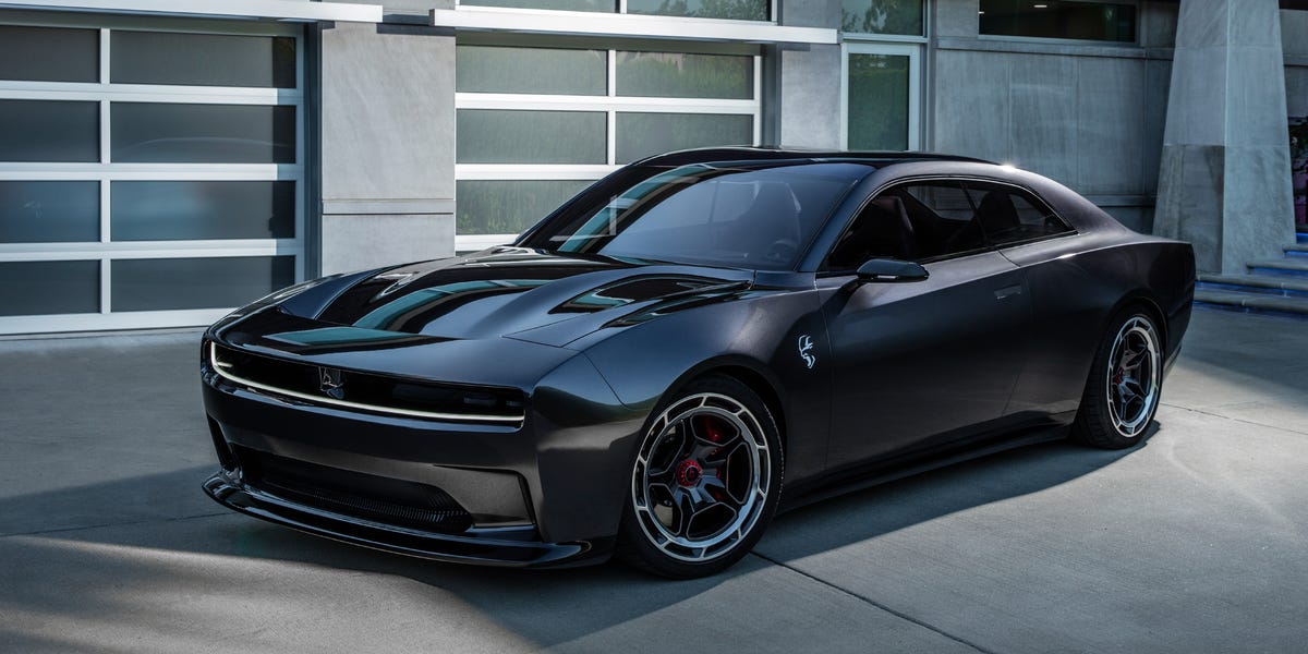View Photos of the Dodge Charger Daytona SRT Concept
