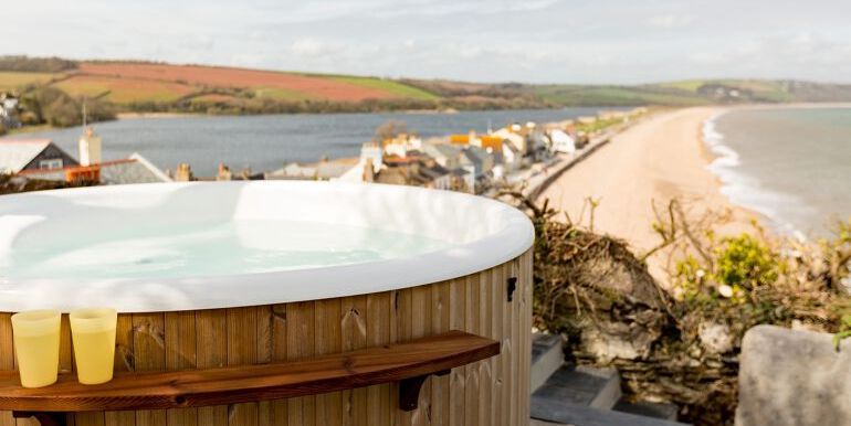 Dogfriendly holidays with hot tubs, from Cornwall to Anglesey