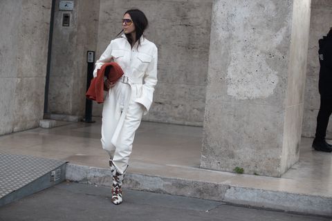 Street Style : Paris Fashion Week Womenswear Spring/Summer 2019 : Day Five