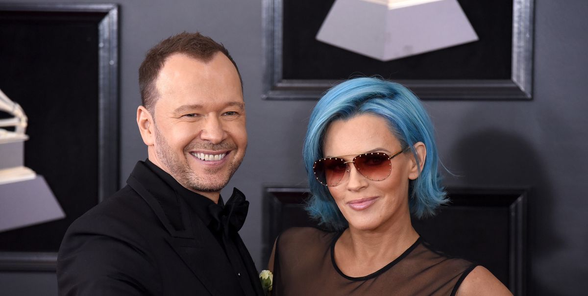 Donnie Wahlberg And Jenny Mccarthy Attends The 60th Annual News Photo 911896422 1536347705 ?crop=1.00xw 0.755xh;0,0.113xh&resize=1200 *