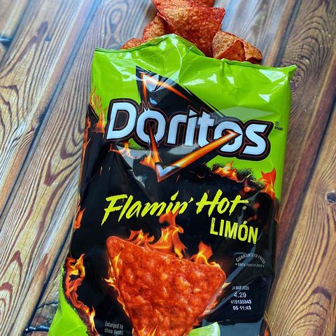 doritos-flamin-hot-limon-chips-1578409019.jpg