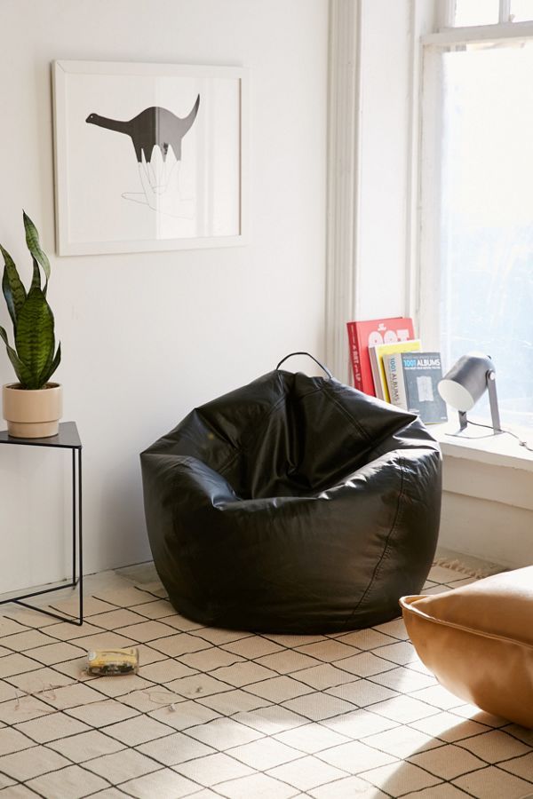 dorm room lounge seating