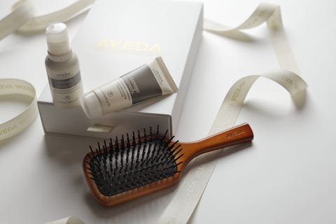 ヘアケアにこだわる人に贈りたい アヴェダ のパーソナルな新ギフトセット ヘアケアにこだわる人に贈りたい アヴェダ のパーソナルな新ギフトセット