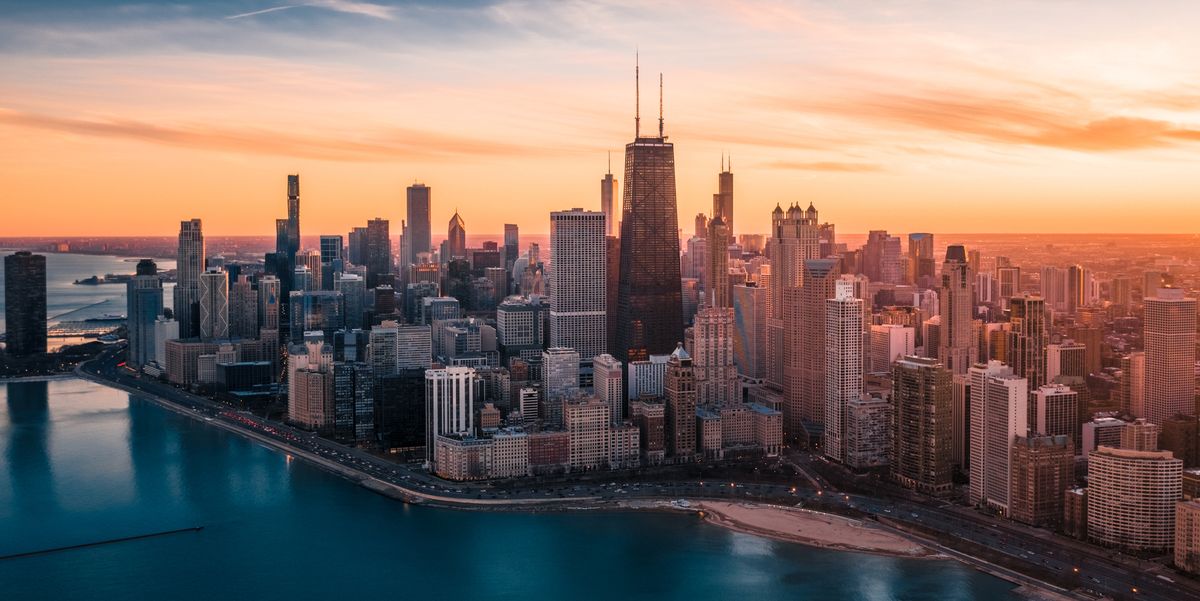 13 Best Hotels in Chicago in 2023, According to Travel Experts