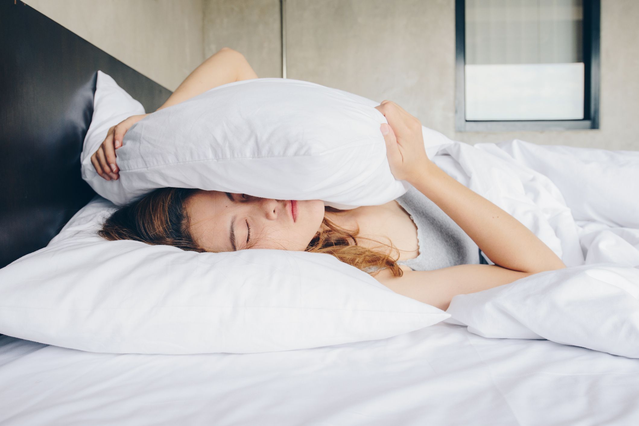 having vivid dreams right dreams deeper sleep pillow