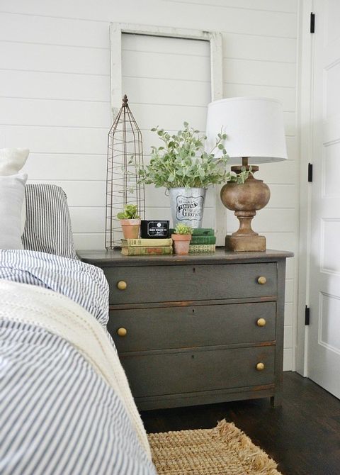 20 Small Bedroom Storage Ideas Diy, Mens Dresser Decor Ideas