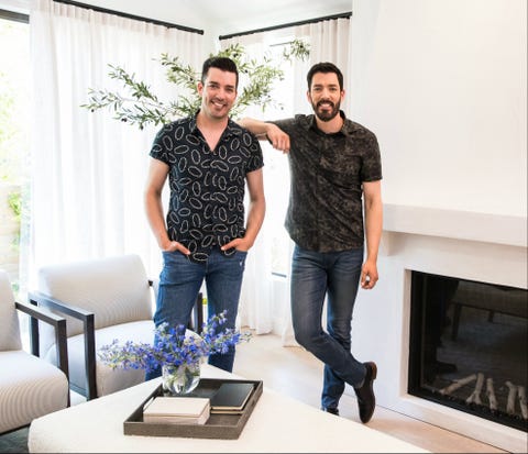 drew and jonathan scott celebrity IOU