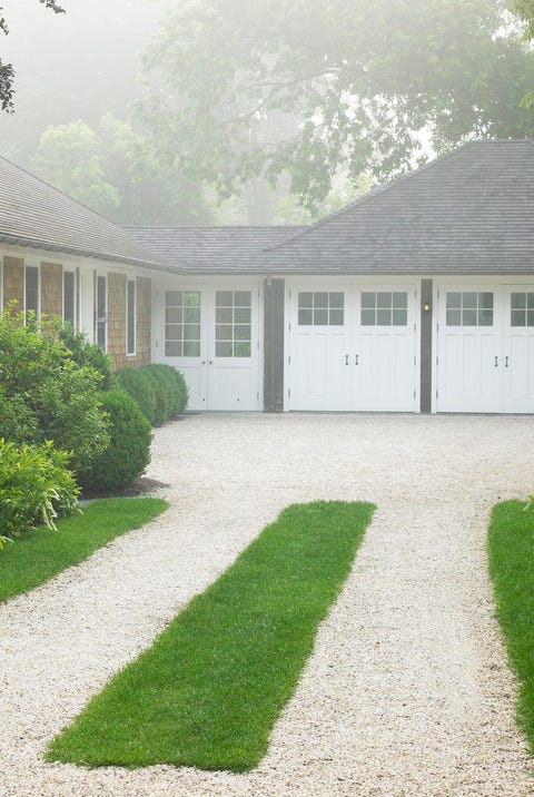 13 Best Driveway Designs And Pavers For Every Kind Of House How To Beautify Your Driveway