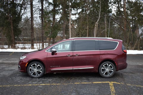 chrysler pacifica minivan