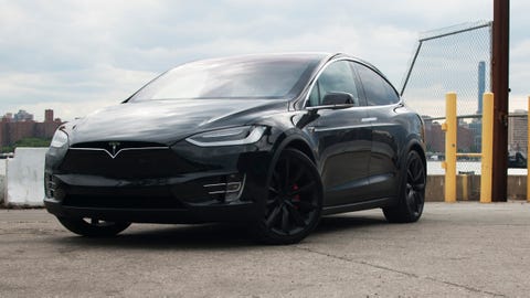 Tesla S Silly Falcon Wing Doors Have One Great Function