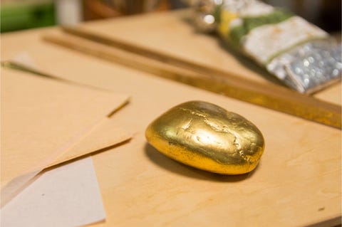 何でも金ピカにする金箔押職人 京都の伝統工芸業界の 愛されキャラ が次の時代をつくる