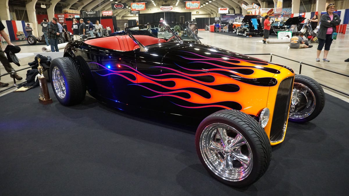 Flamed ’32 Wins America’s Most Beautiful Roadster