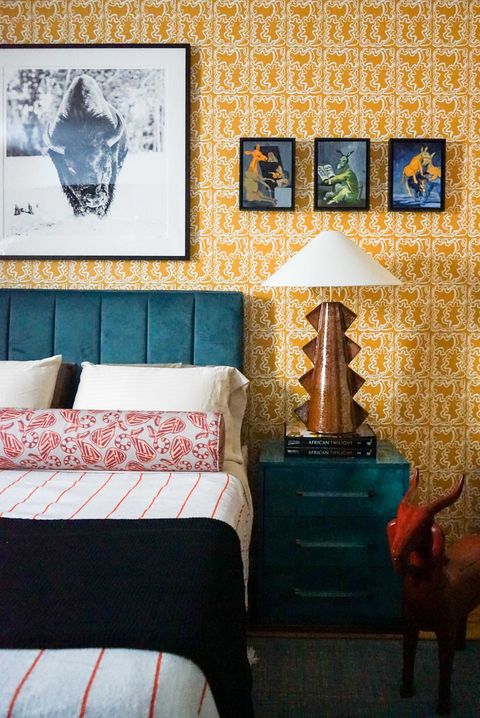 one room challenge, yellow wallpaper, teal side table, teal head board
