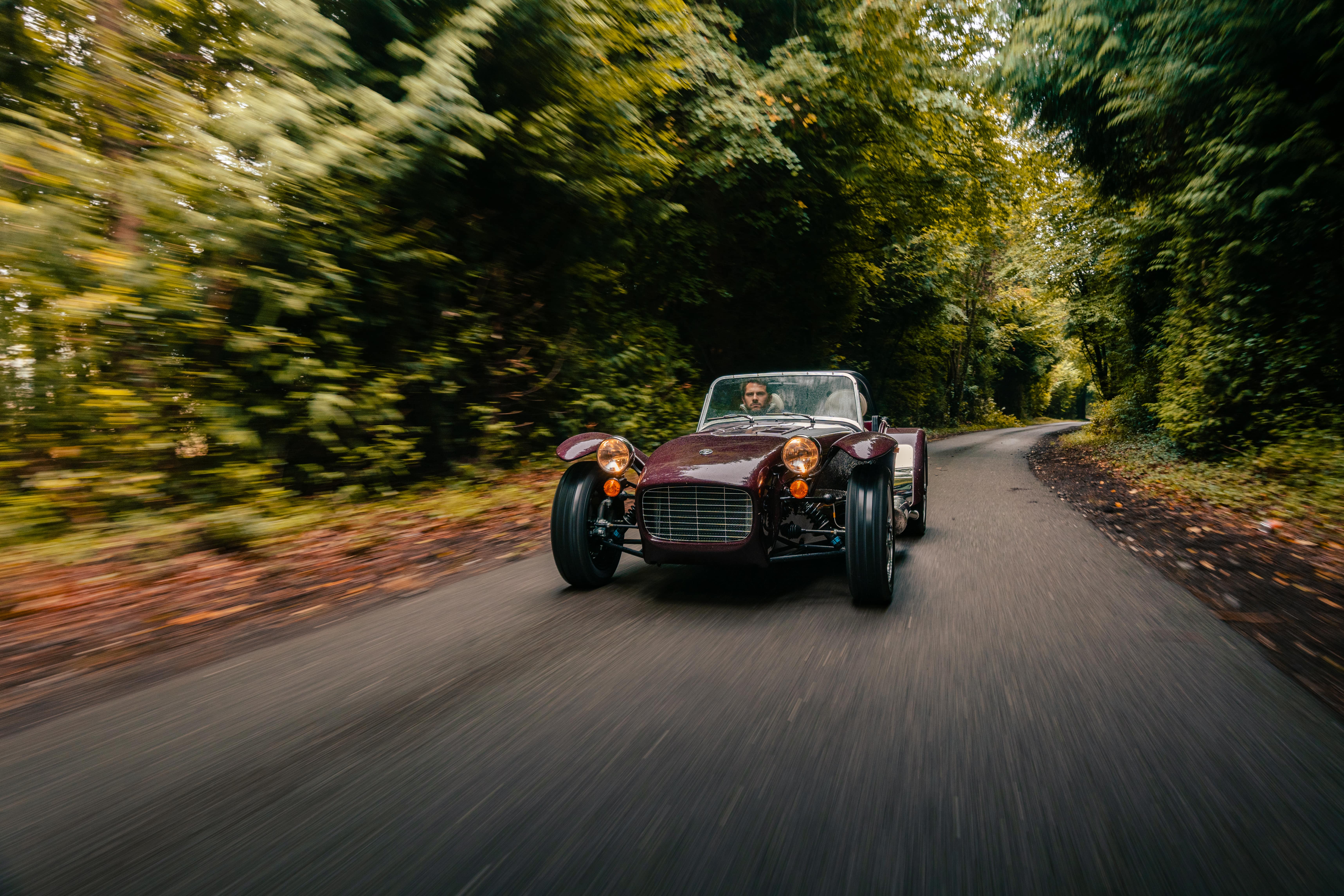 The Caterham Super Seven 600 Is All Sorts of Wonderful