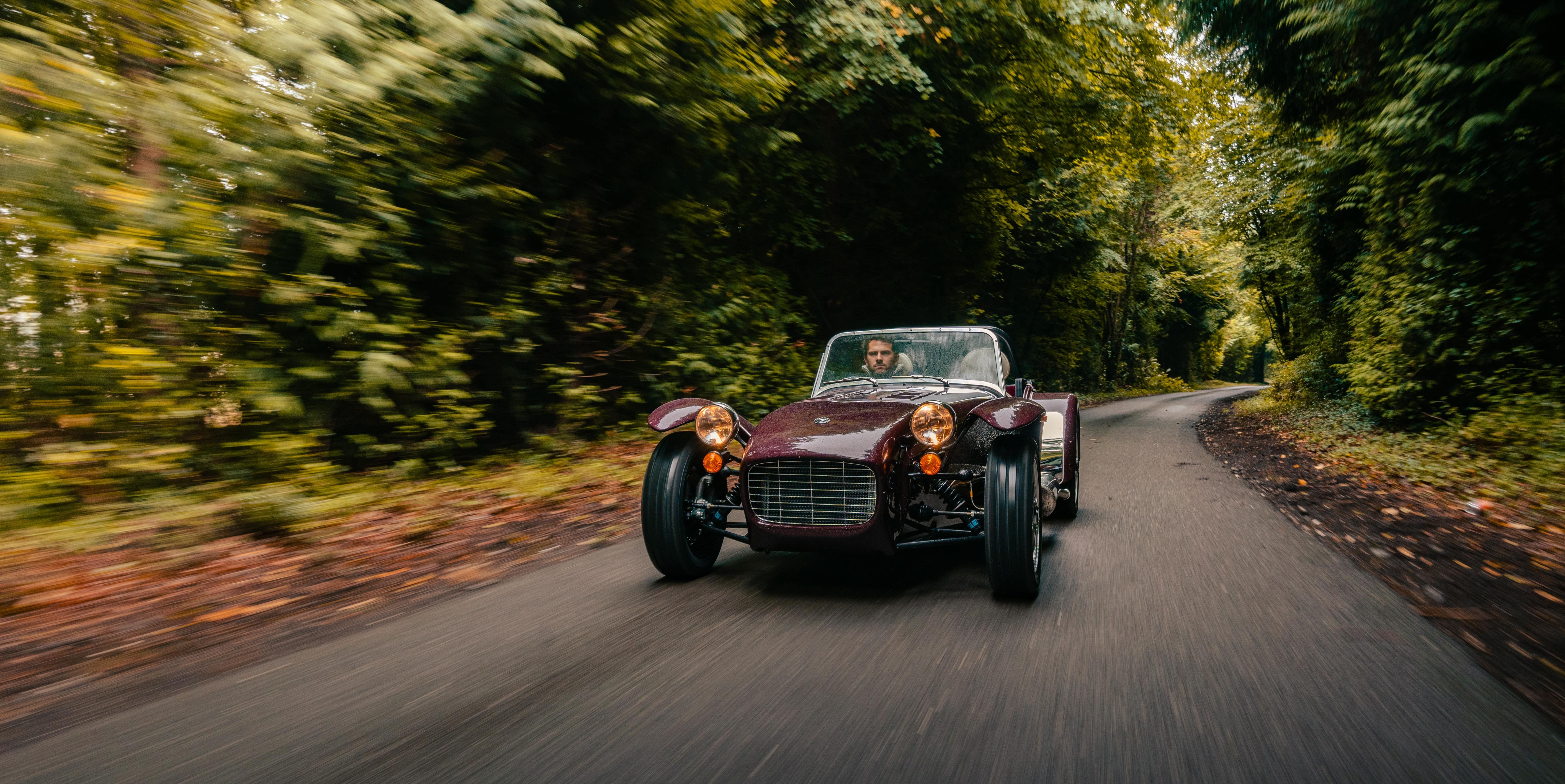 The Caterham Super Seven 600 Is All Sorts of Wonderful