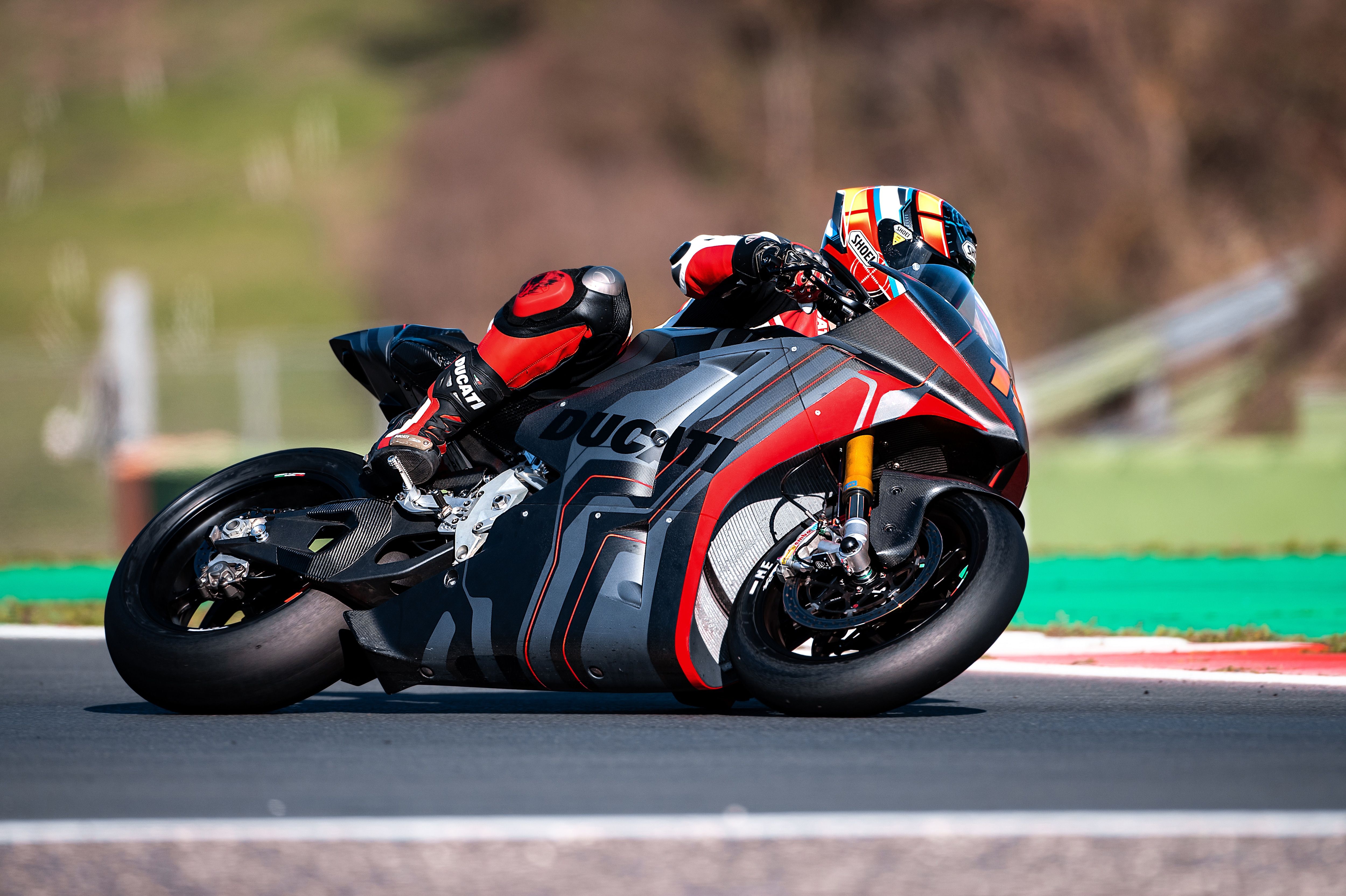 Сайт нового мотоцикл. Мотоцикл Ducati 2022. Мотоцикл Дукати Панигале. Дукати мотоцикл 2023. Мотоциклы Дукати 2023 года.