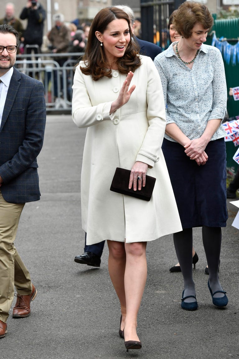 The Duchess Of Cambridges Maternity Style Kate Middletons Pregnancy Fashion 