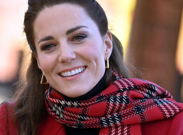 Kate Middleton's straight hair | Duchess of Cambridge's self-styled hair