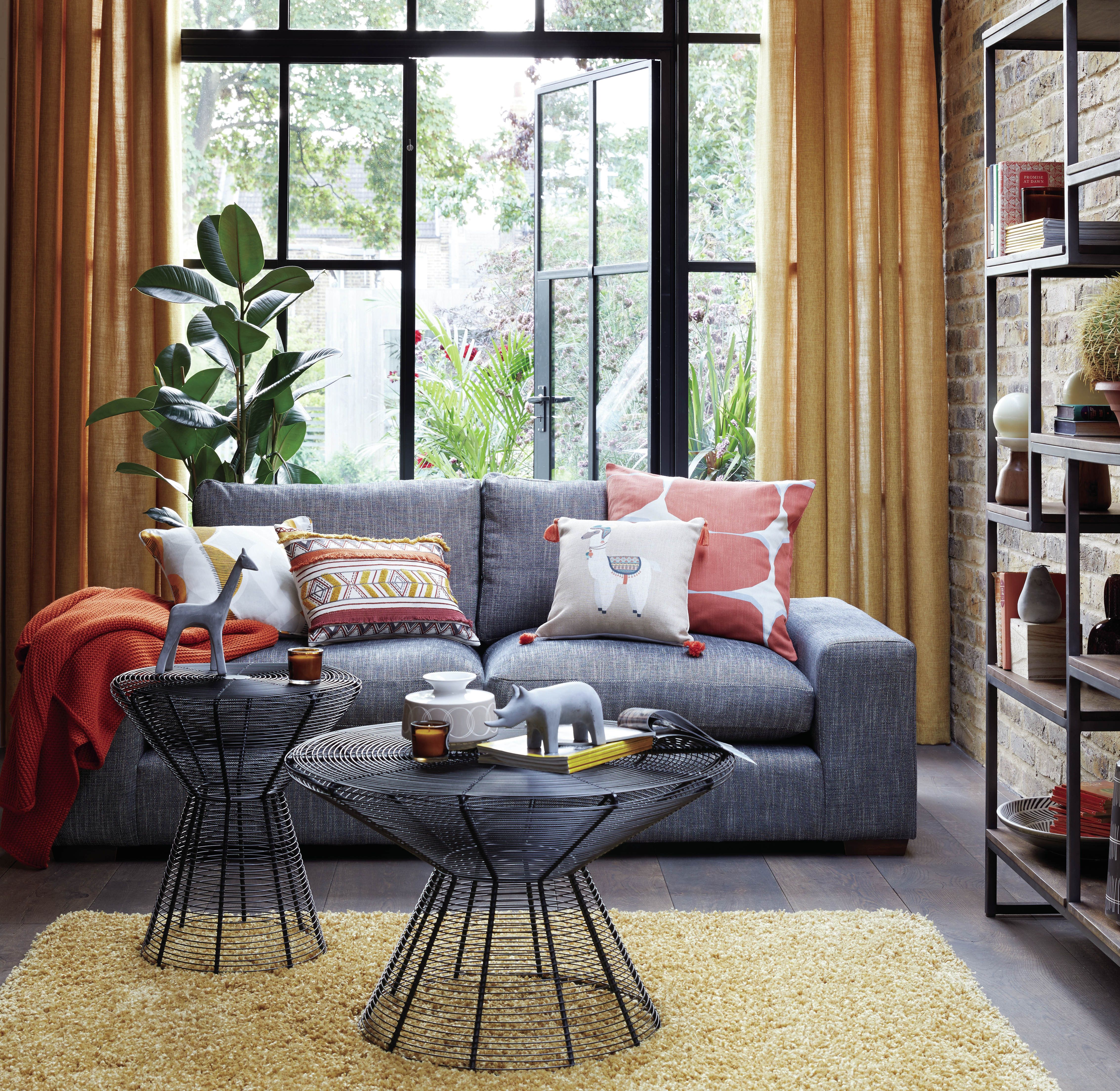 5 Design Tricks For Small Living Rooms Layout Ideas